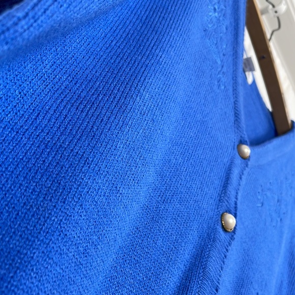 Vintage Royal Blue Knit Cardigan by TRADITION NWT floral embroidery - Picture 11 of 16